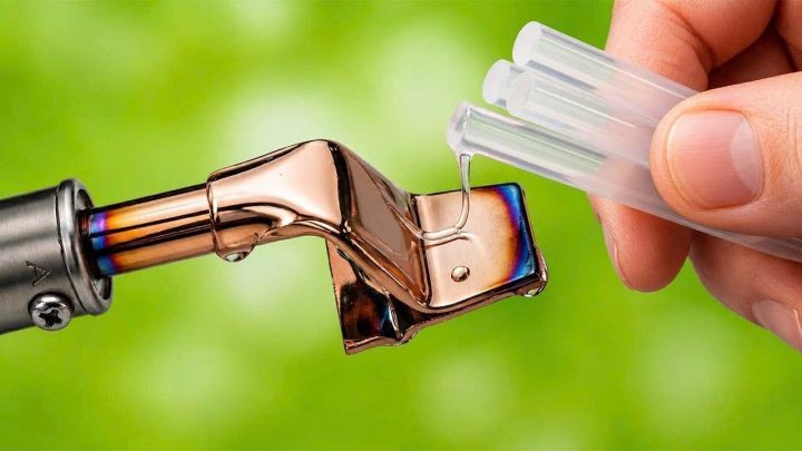 Älä heitä halkeillutta muovia pois – Näin korjaat sen juotoskolvilla ja kuumaliimalla