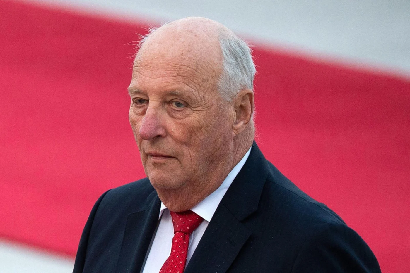 Der Zustand von König Harald hat sich verschlechtert.