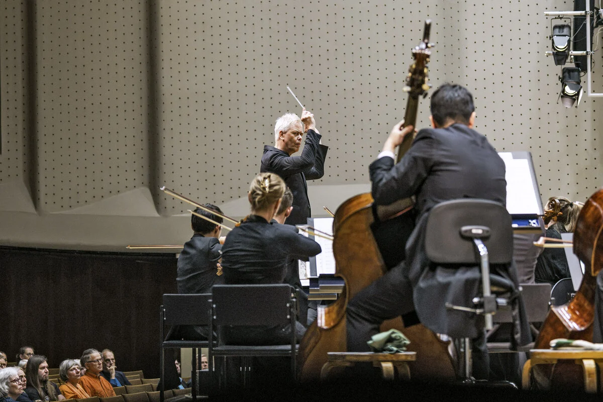 Turun musiikkijuhlat päättyivät voitokkaasti: Sinfonia Lahti ja Hannu Lintu hurmasivat yleisön