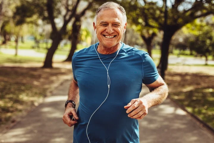 Un hombre se dio cuenta de que sus 40 minutos de correr a la mañana son mucho más importantes que mantener el estado físico. Foto Shutterstock.