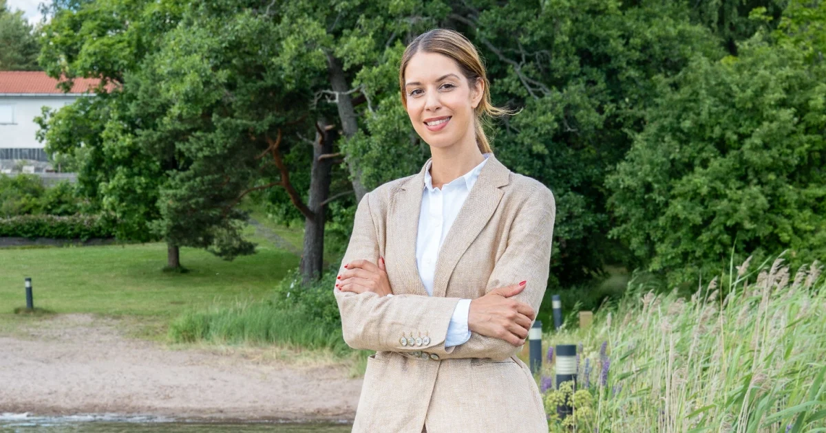Jasmine Harkimon veneretki sai ikävän käänteen Sipoossa: Bruno-pennulle yllättävä merisairaus