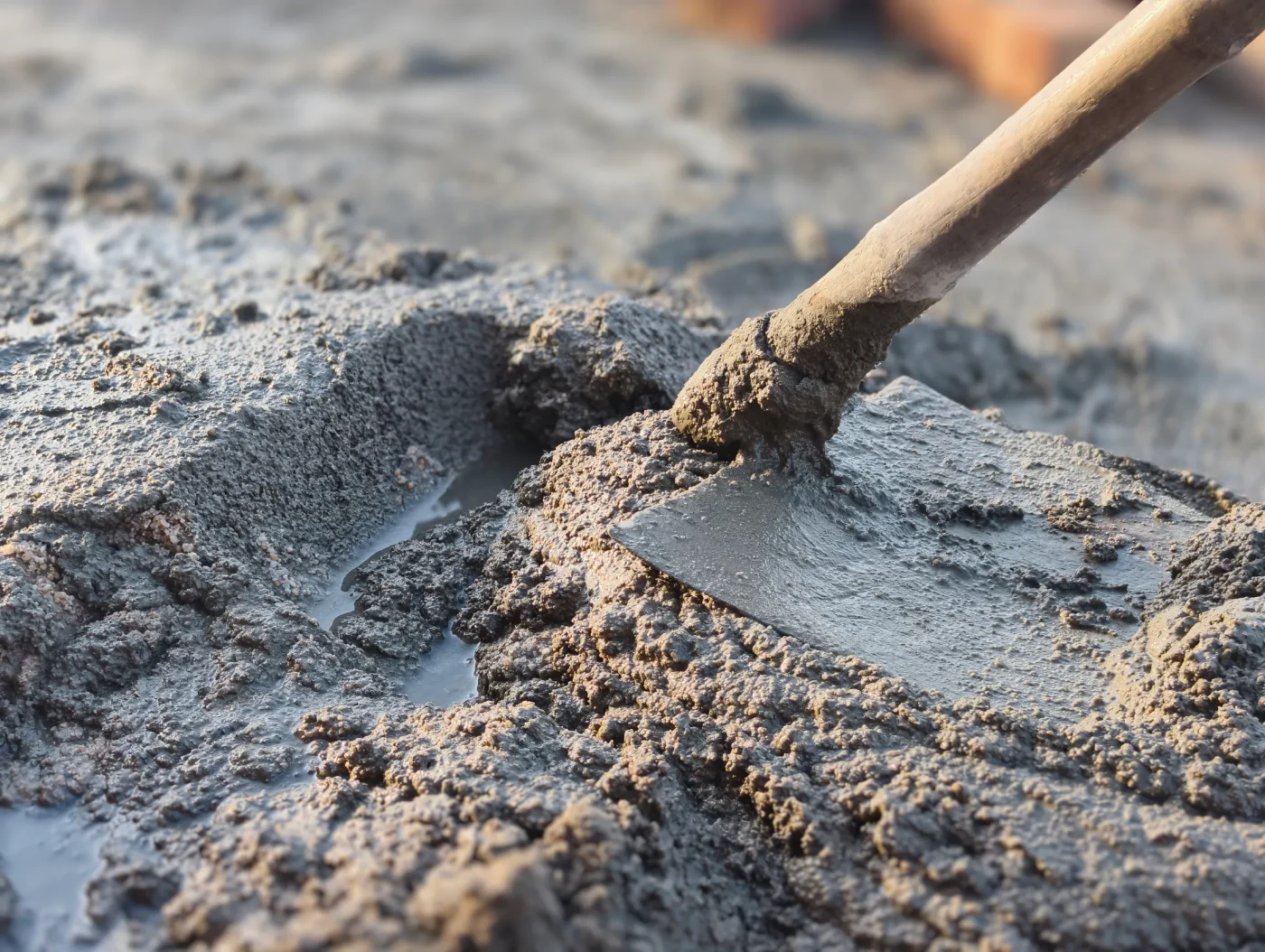 Oikeat materiaalit ja suhteet kotivaluun