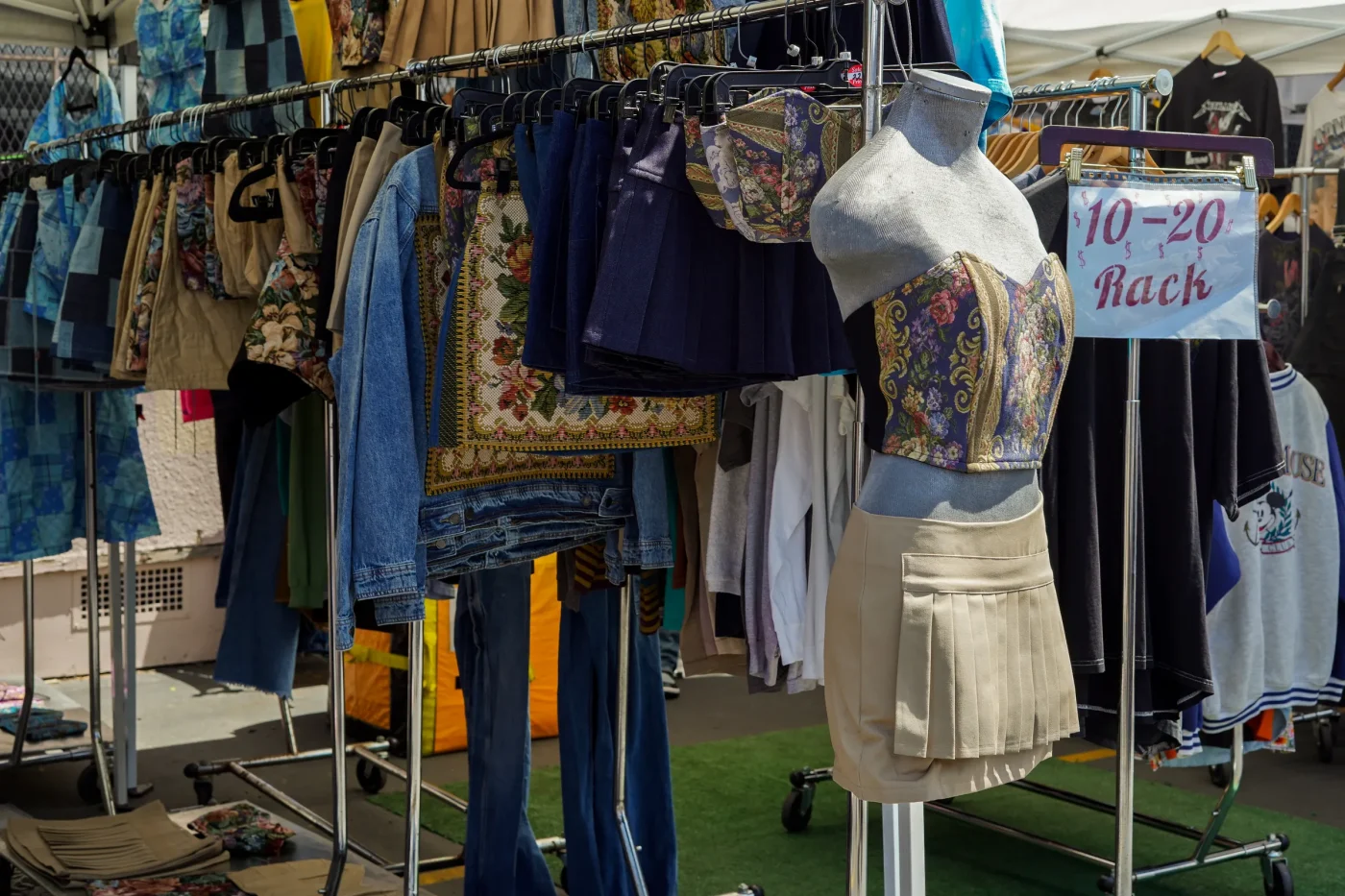 Kierrätetty merimuovi vastaan olemassa oleva vintage: Materiaalien todellinen ero
